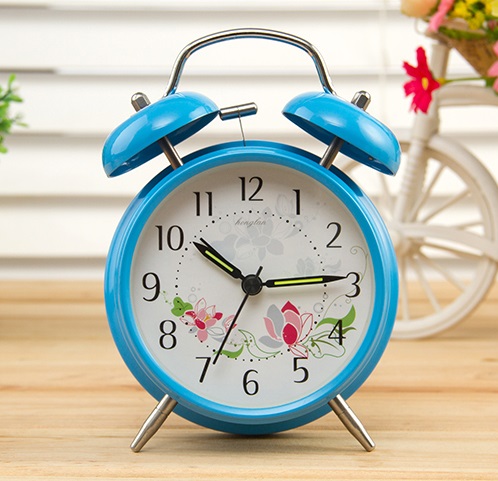 小鬧鐘-可愛(ài)金屬鬧鐘創(chuàng)意學(xué)生靜音床頭簡(jiǎn)約兒童臥室鬧鐘